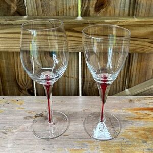 Set of 2 Pier1 Blown Glass P1C12 Red Teardrop Filament Water Goblet & Wine Glass